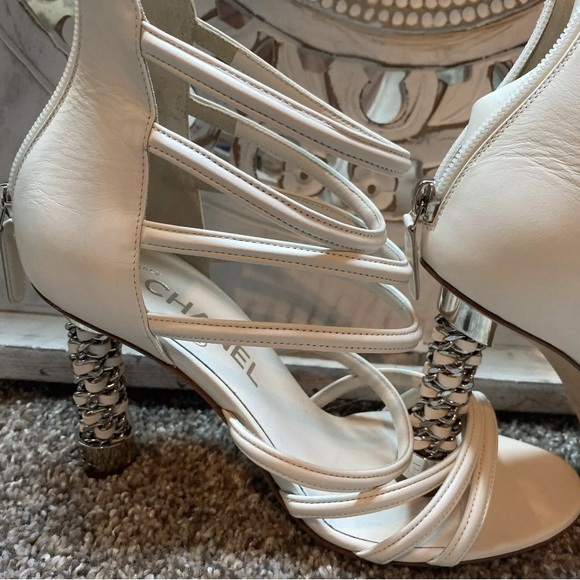 Chanel 38.5 White Cage Leather Silver Woven Chains Heels  Pumps NEW, $1,675 Msrp - Picture 5 of 12